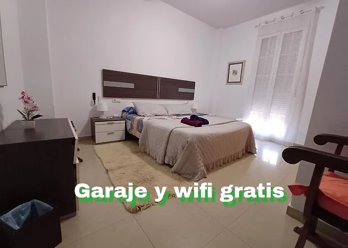 Kairos Y Garaje , Διαμέρισμα *